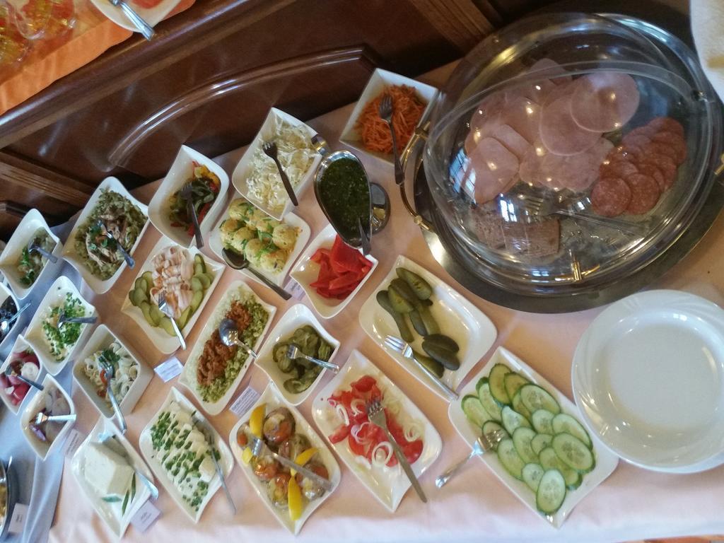 Hotel Restauracja Podzamcze Στσέτσιν Εξωτερικό φωτογραφία