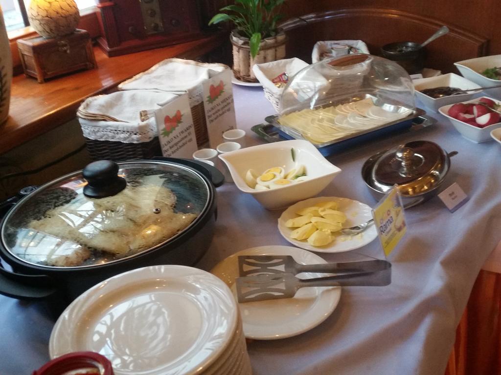 Hotel Restauracja Podzamcze Στσέτσιν Εξωτερικό φωτογραφία
