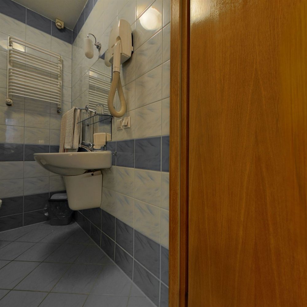 Hotel Restauracja Podzamcze Στσέτσιν Εξωτερικό φωτογραφία