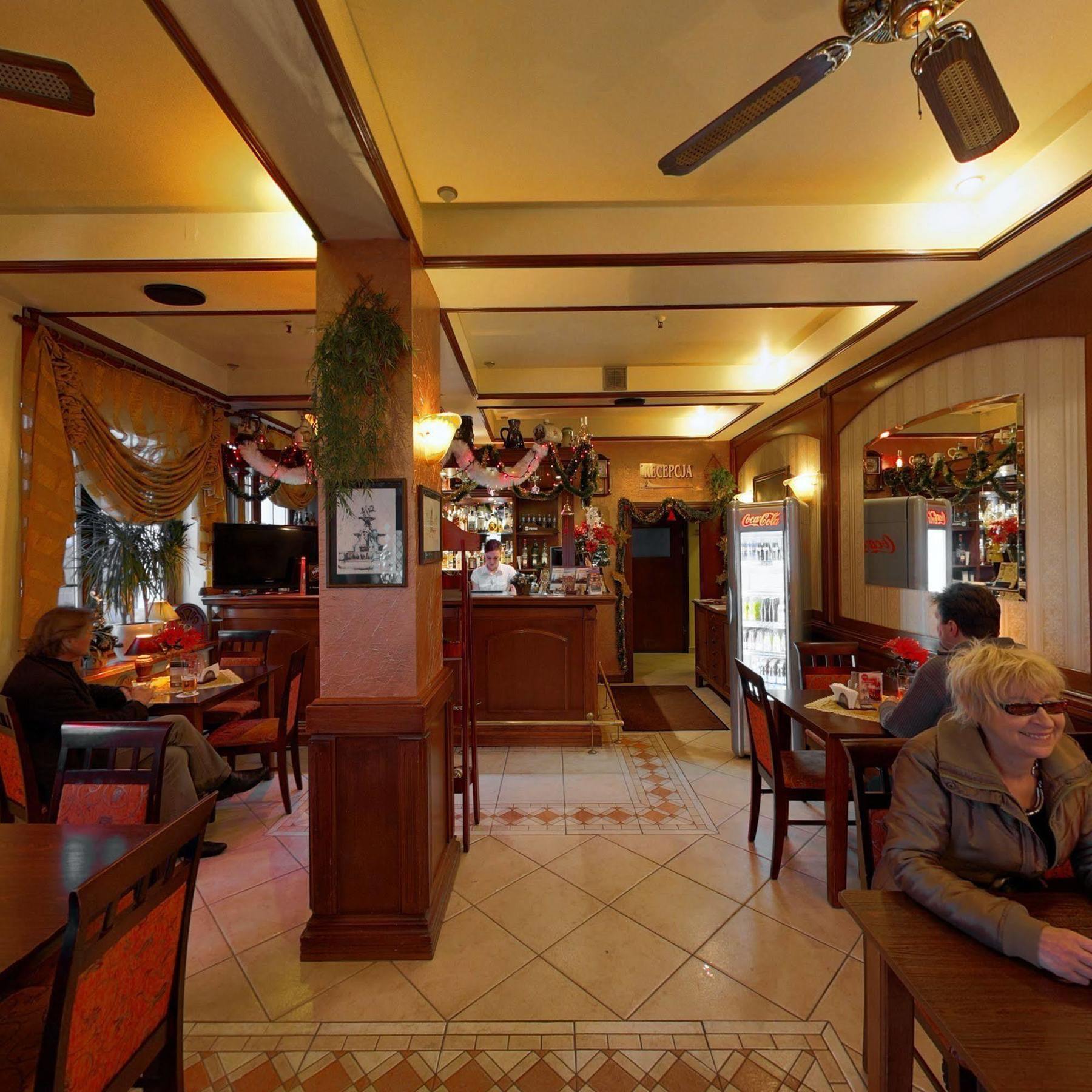Hotel Restauracja Podzamcze Στσέτσιν Εξωτερικό φωτογραφία