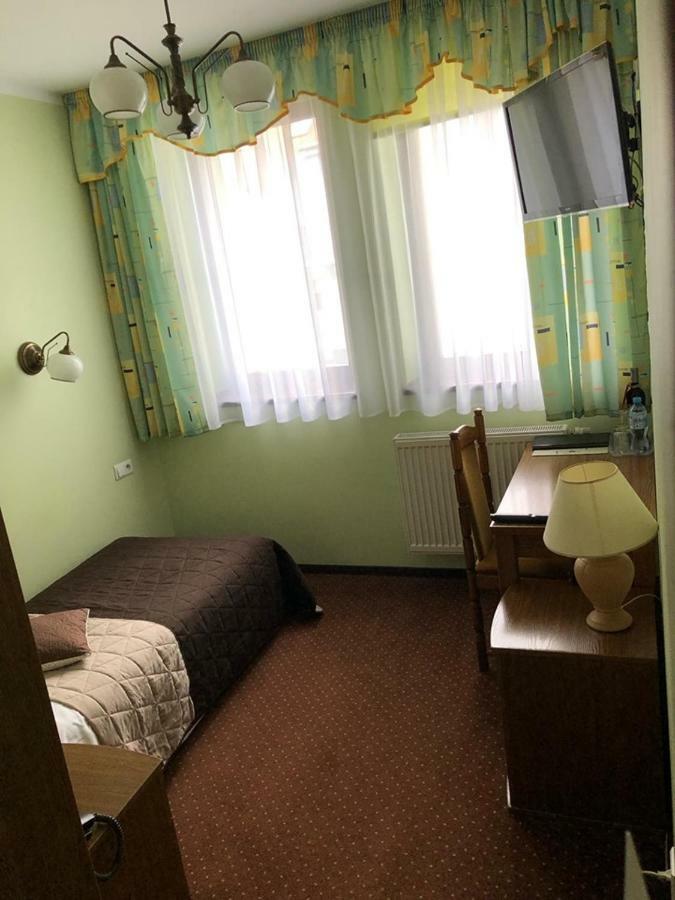 Hotel Restauracja Podzamcze Στσέτσιν Εξωτερικό φωτογραφία