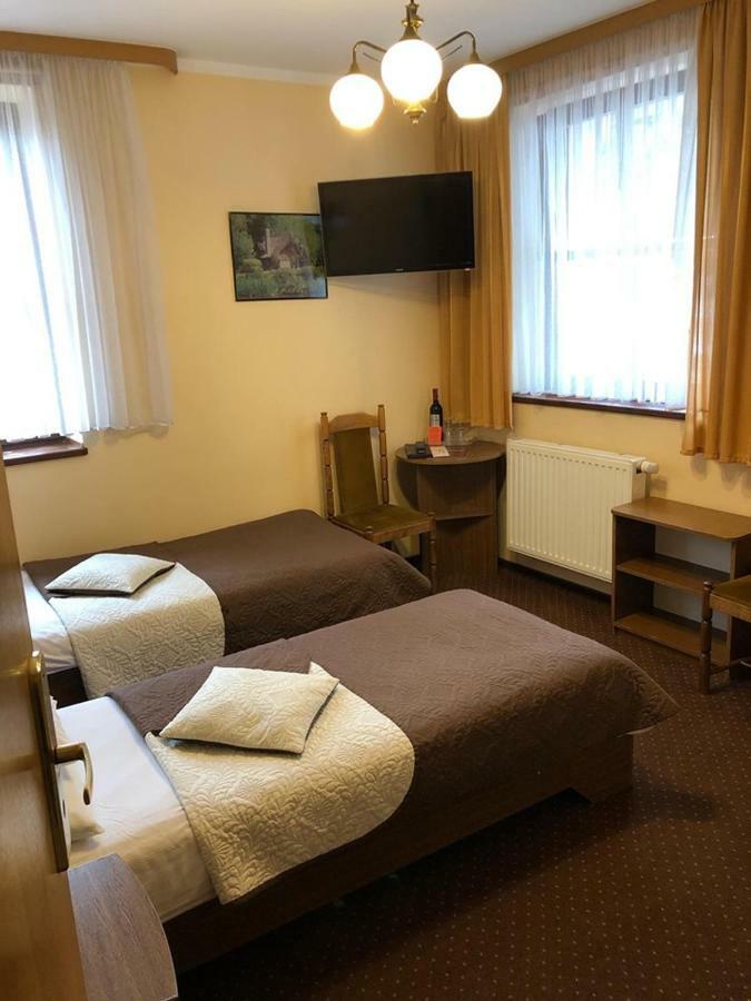 Hotel Restauracja Podzamcze Στσέτσιν Εξωτερικό φωτογραφία